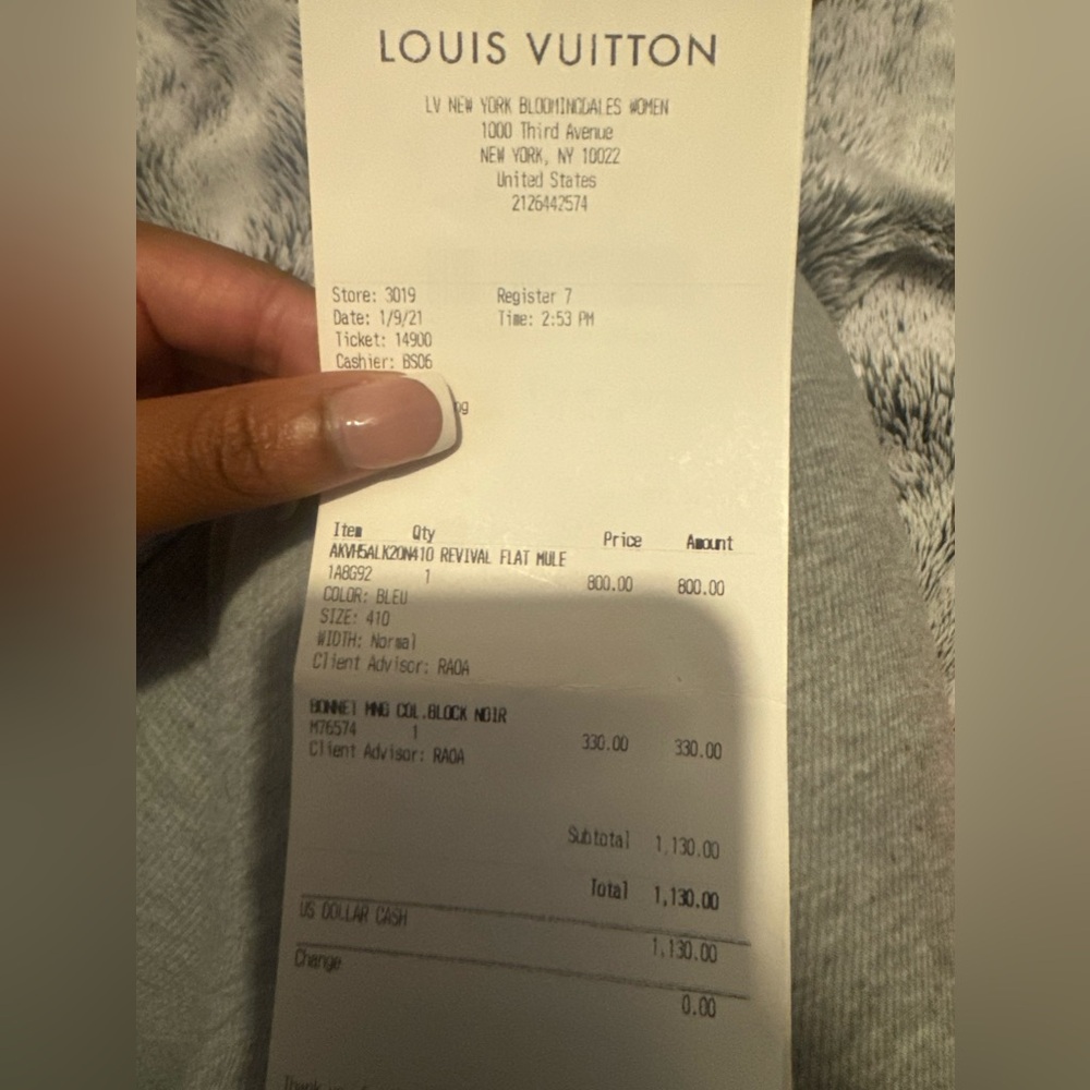 sneakers brand new without tags